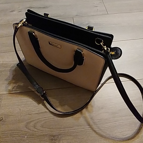 Kate Spade purse - Picture 4 of 7